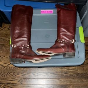 Womens burberry burgundy leather boots - UK 40- flat heel